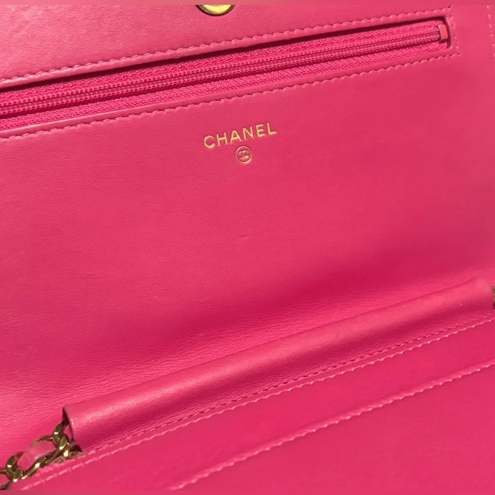 Pink CHANEL Boy Wallet On Chain (WOC)